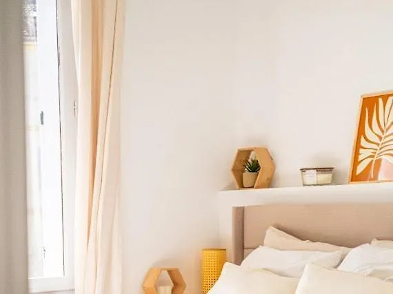 Apartamento 2-Room Near Sea, New Fully Equipped Tolón