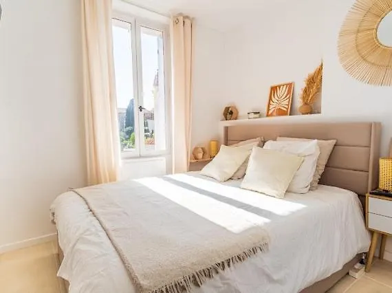 Apartment 2-Room Near Sea, New Fully Equipped Toulon France
